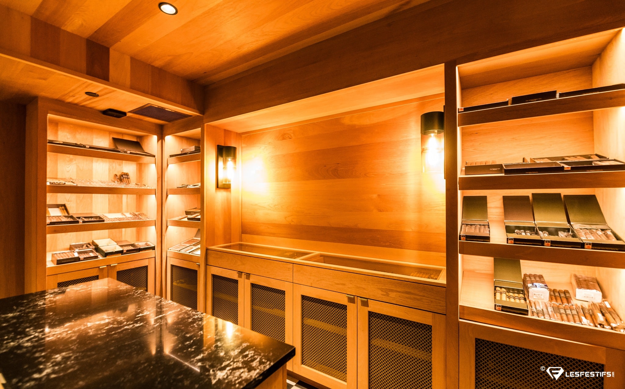 Hôtel Maurice - Société Cigare